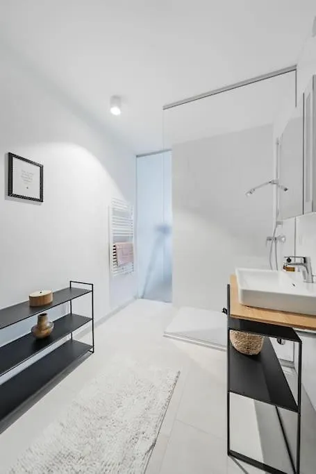 Apartment City Sky Studio Mit Balkon Wien
